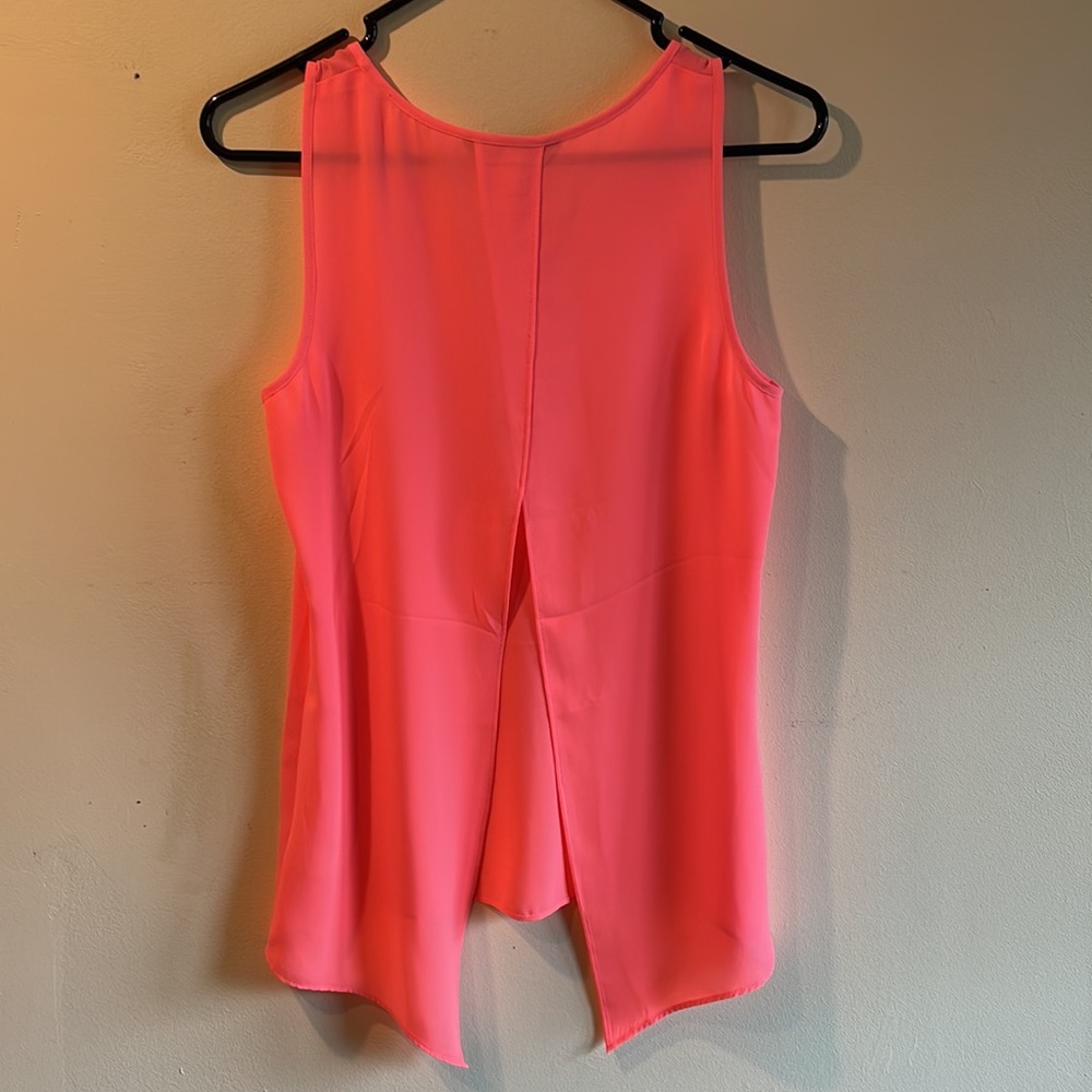 [NWOT] Express Split Back Tank - Picture 2 of 4